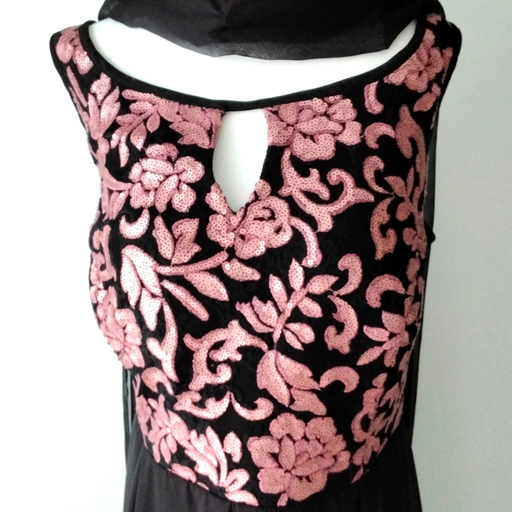 HOST PICK New Noir N Ladies evening dress, size 18 - Picture 2 of 13